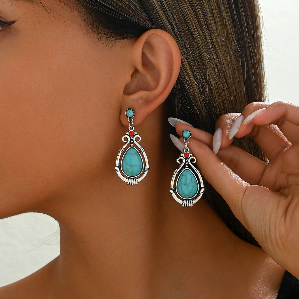 LAOTLON Tibet Vintage Turquoise Waterdrop Strength Drop Dangle Earrings Clips