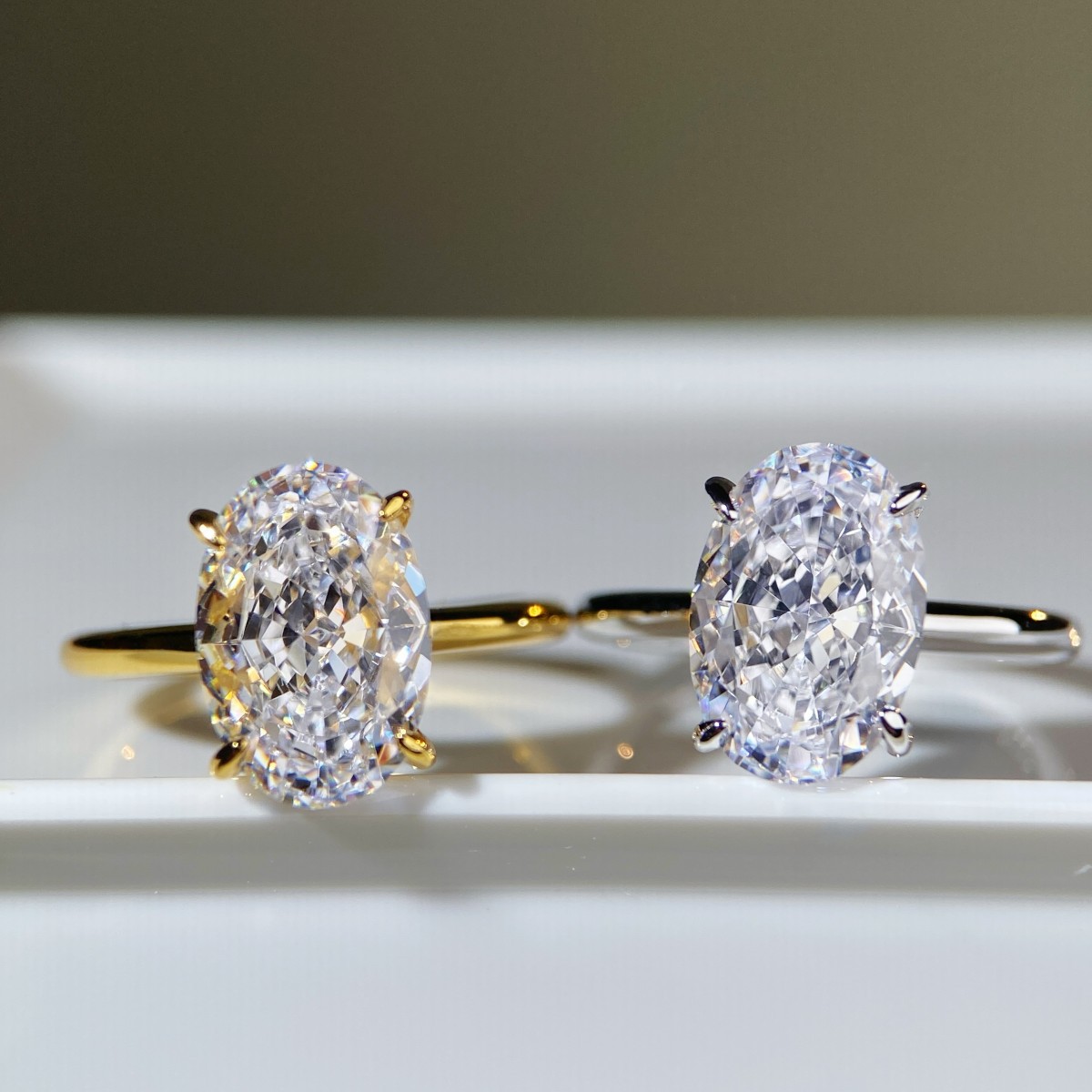 LAOTLON Ice Flower Cut Pigeon Egg S925 Sterling Silver Ring