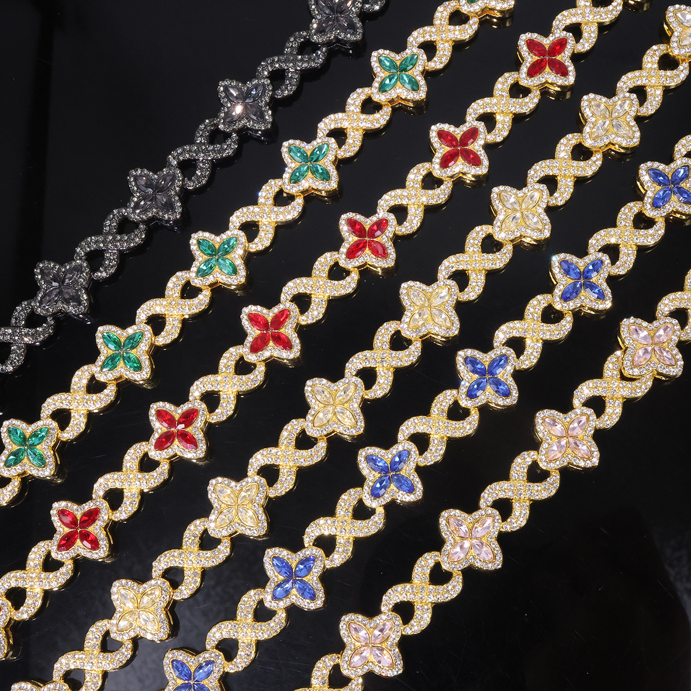 LAOTLON Four-Leaf Clover Hip-Hop Necklace Ins-Style Bracelet