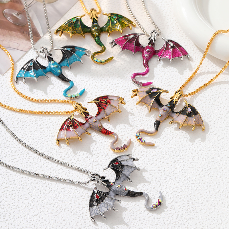 Laotlon Gothic Oil-Dropped Dragon Pendant Fashion Flying Dragon Necklace