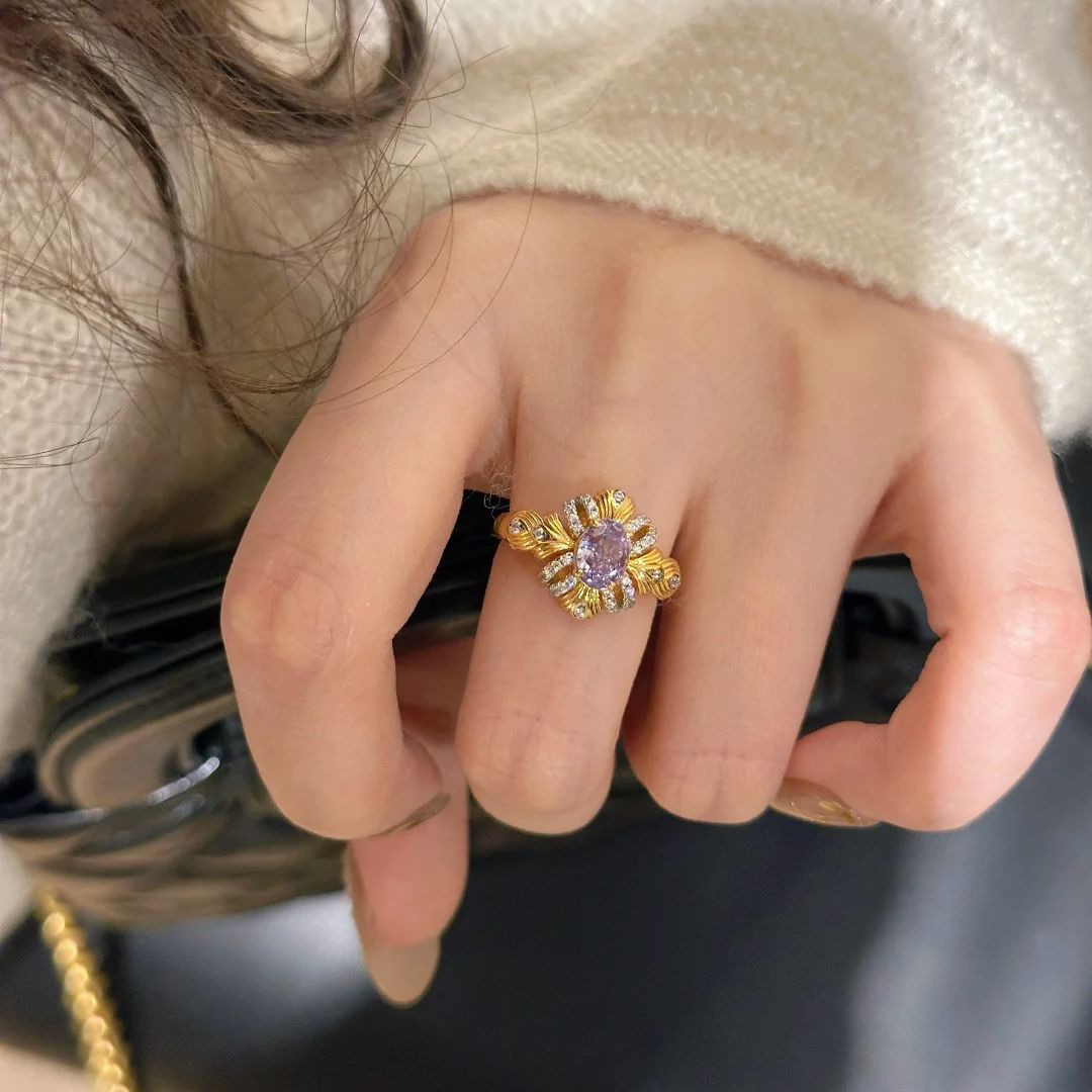 Laotlon Vintage Bauhinia Noble and Elegant Ring