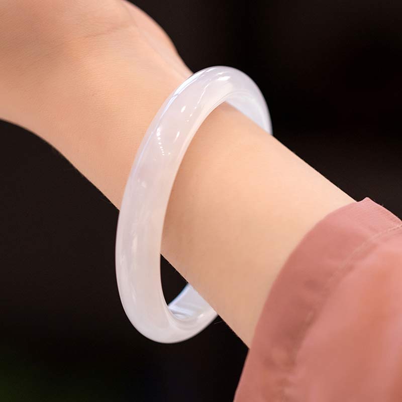 LAOTLON Natural Chalcedony Harmony Positive Bracelet Bangle